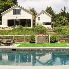 Farmhouse • Secluded • Under 10 mins to Hudson NY