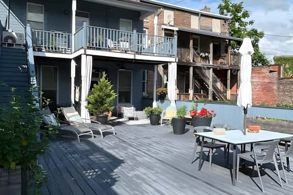Warren St Apt with Sunny Terrace - Image 1