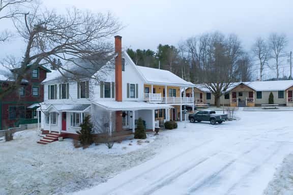 Entire Hotel | 50 People | Snowshoe Lodge - Image 1