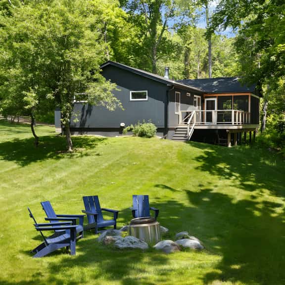 Waterside Private Retreat Home Near Copake Lake - Image 1