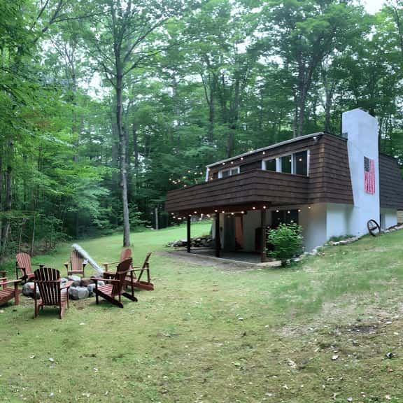The Mushroom House of Manchester Vermont - Image 1