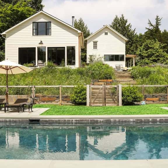 Farmhouse • Secluded • Under 10 mins to Hudson NY - Image 1