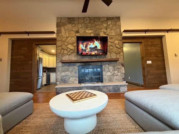 Amazing Mountain Views | Sauna, Spa, Fire Pit | Major Upgrade July '26